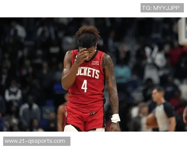 内外搭档！半场米切尔&小莫布里分别拿到12分5板2助！